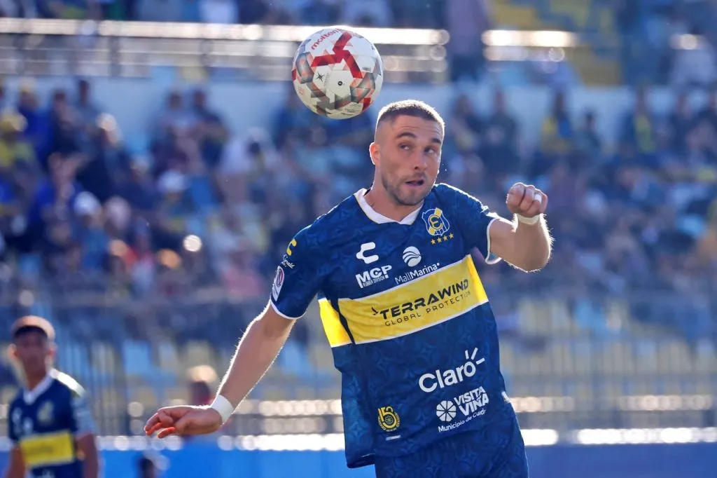 Diego Oyarzún terminó contrato con Everton y suena en Colo Colo (Photosport)