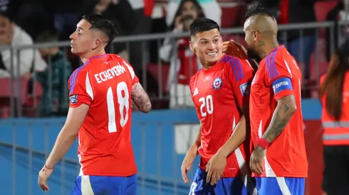Chile vuelve a subir en ranking FIFA tras triunfo a Venezuela.