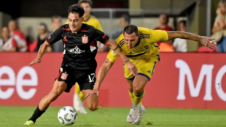 Javier Altamirano volvió a jugar en el fútbol argentino.