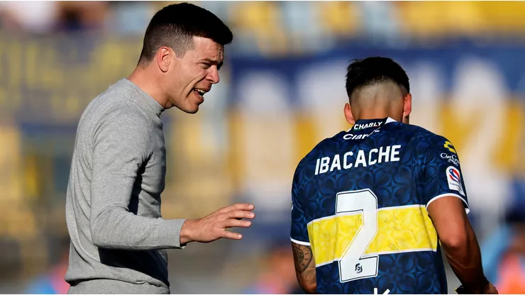 Everton despide a Esteban Solari como entrenador.