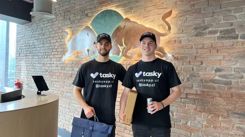 Los chilenos Alan Guilloff y Eitan Guillof presentarán un innovador emprendimiento de trabajos para jóvenes en la gran final internacional de Red Bull Basement 2024.