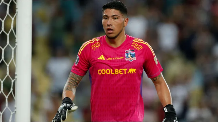 Brayan Cortés aún no define si seguirá en Colo Colo para 2025.