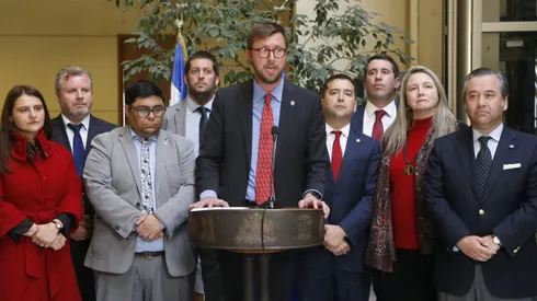 Diputados del partido Republicano publicaron un comunicado frente a las acusaciones contra el Presidente Boric.