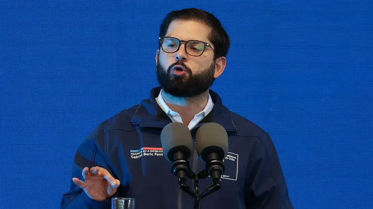 Los correos fueron entregados a Fiscalía en el marco de la denuncia contra el Presidente por "acoso sexual" y otros cargos.