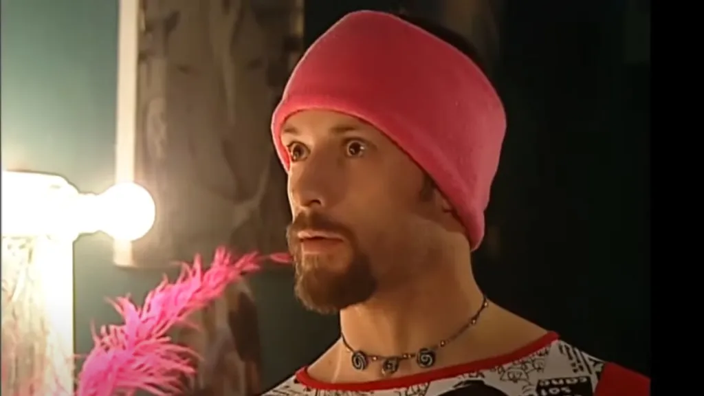 Andrés Velasco como el Rucio en Amores de Mercado (2001)