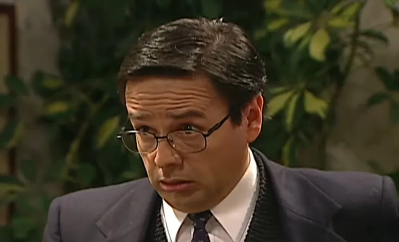 Claudio Arredondo como Basilio en Amores de Mercado (2001)