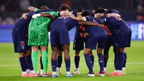 Los jugadores de Paris Saint-Germain preparados para el juego ante Atlético Madrid, en la fecha 4 de la UEFA Champions League 2024/25.
