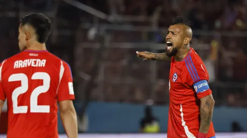 Arturo Vidal viajó en medio de las elecciones.