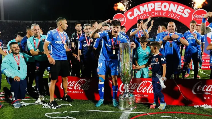 La U ganó la Copa Chile y ahora empieza a limpiar el plantel.