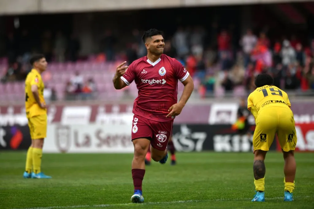 El goleador interesa en más equipos de Primera /Photosport