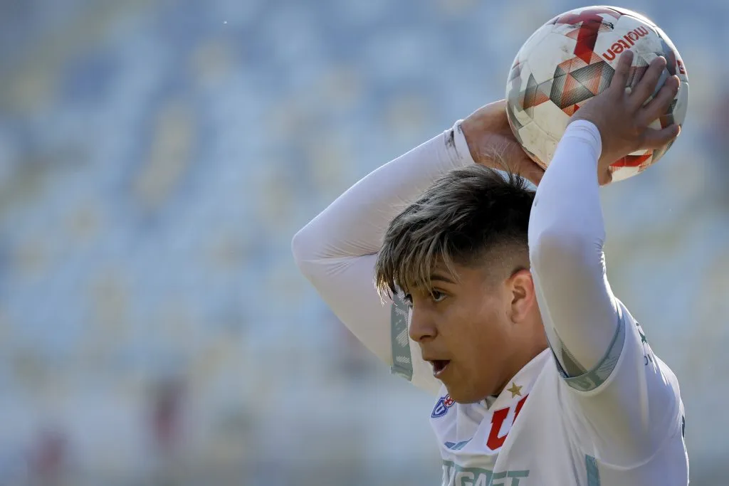 Marcelo Morales sufrió problemas en una de sus rodillas | Photosport