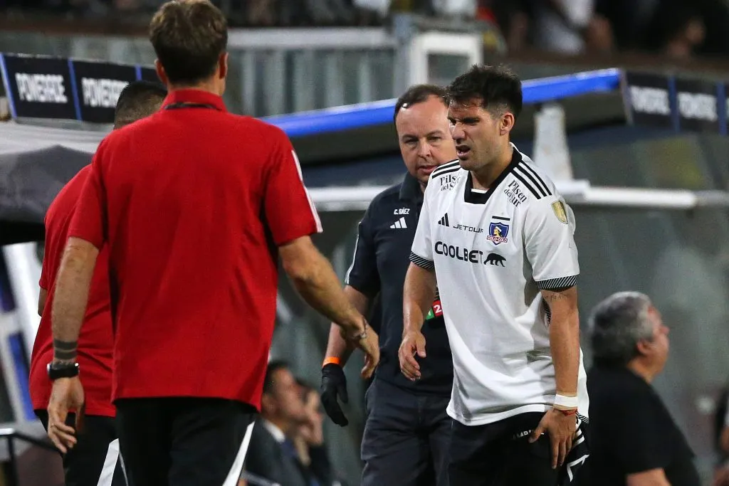 César Fuentes sufrió una lesión que lo sacó de la temporada 2024, pero en Colo Colo quieren renovarle | Photosport