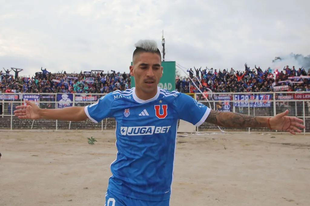 Fernández agradece a los hinchas de la U por el apoyo de todo el año.