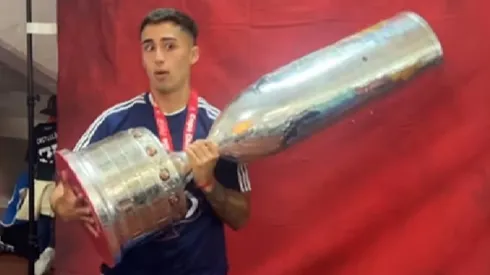 Lucas Assadi casi paga cara su inexperiencia en levantar títulos con la U.