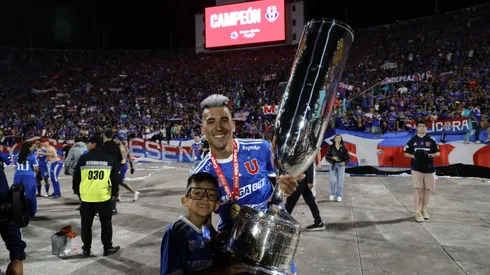 Leandro Fernández festejó con su hijo Ramiro en U de Chile