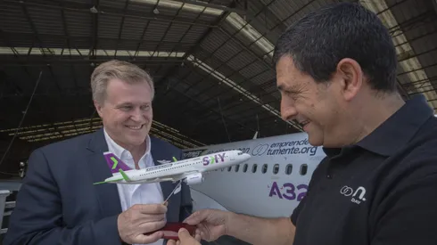 SKY y Emprende tu Mente lanzan el primer “Avión de las Pymes” en el marco del EtMDAY.