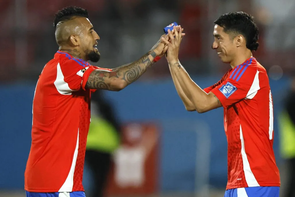 Cabral entró sonriente en lugar de Arturo Vidal. (Andres Pina/Photosport).