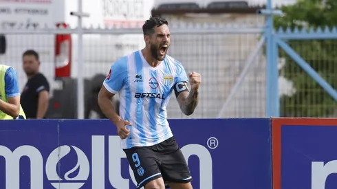 Joaquín Larrivey se acordó de la U.