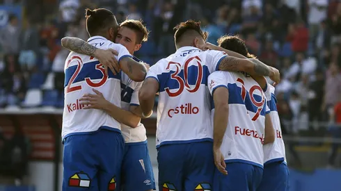 Compartió camarín con históricos de la UC.