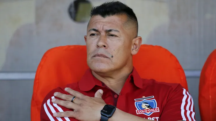 Jorge Almirón arma el plantel de Colo Colo.