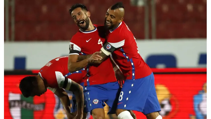 Mauricio Isla no escondió su alegría por el retorno de Arturo Vidal a la Roja.