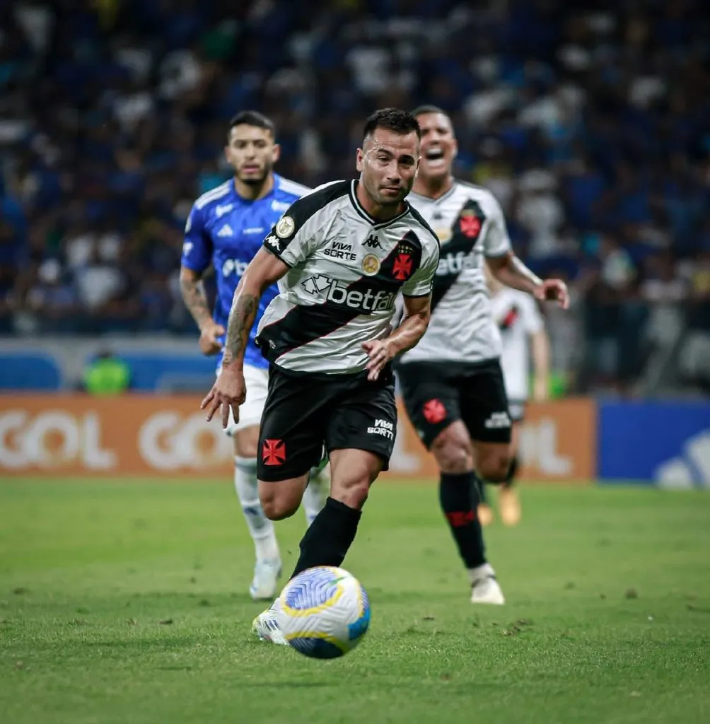 Jean Meneses llegó en el último mercado a Vasco da Gama. Imagen: Instagram.