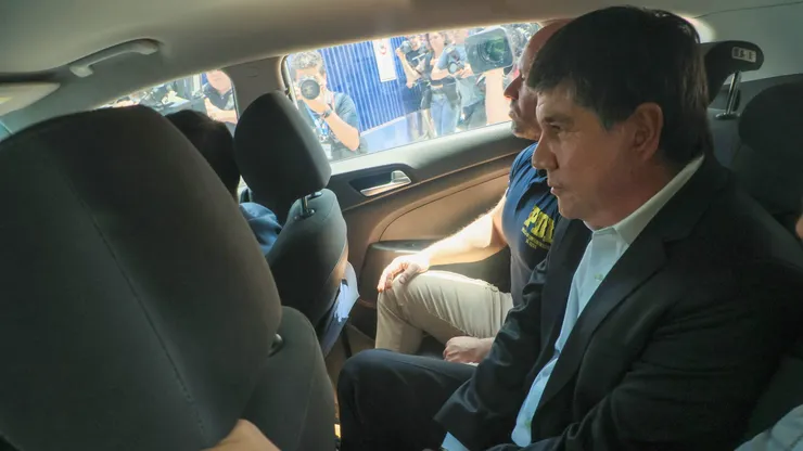 A un mes de la denuncia, Manuel Monsalve fue detenido en su hogar por la PDI.