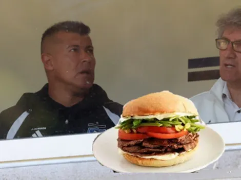 La U defiende su gestión: "No vi entrar ningún sándwich a la caseta"