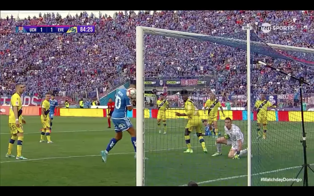 El gol que se perdió el Chorri Palacios.