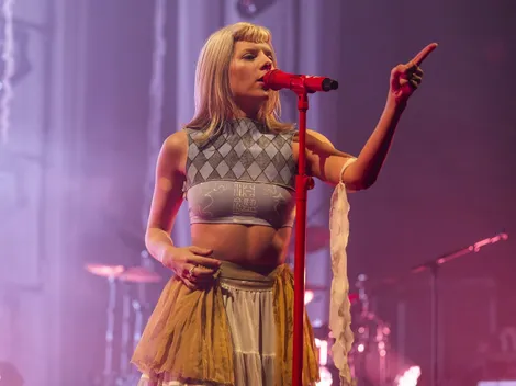 AURORA conquista al público chileno con un Movistar Arena repleto