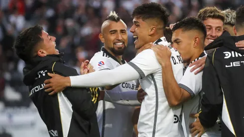 Damián Pizarro celebró a Colo Colo a la distancia