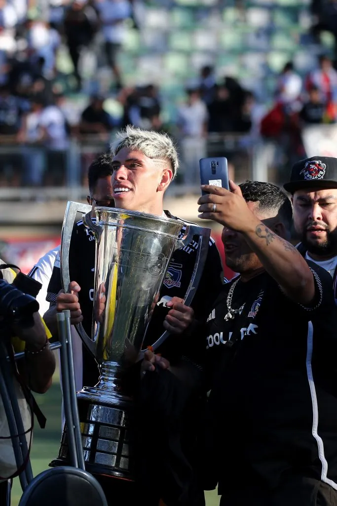 Carlos Palacios cumplió su sueño de ser campeón con Colo Colo y el club hará lo posible para que se quede. Foto: Photosport.
