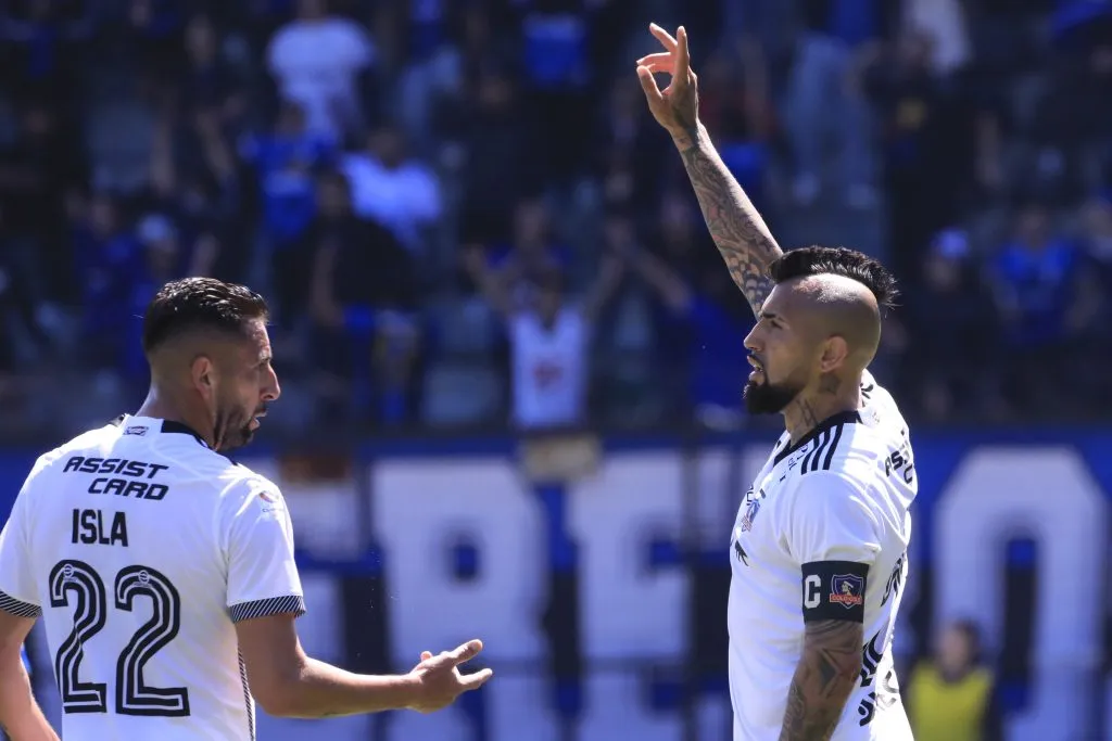 Vidal fue clave en la llegada de Isla a Colo Colo /Photosport