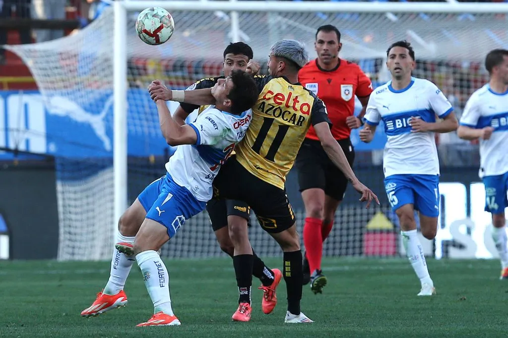 Gonzalo Tapia no pudo con la UC contra Coquimbo Unido. Foto: Javier Salvo/Photosport