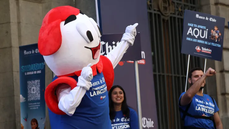 Teletón y representantes de Banco de Chile realizan lanzamiento e informan principales novedades de la campana de recaudacion de este año.