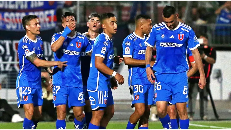 Formiliano no irá ni a la banca ante Everton.