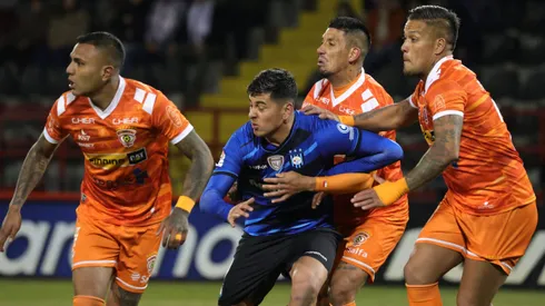 Sigue la guerra por el descenso en la cancha y fuera de ella.