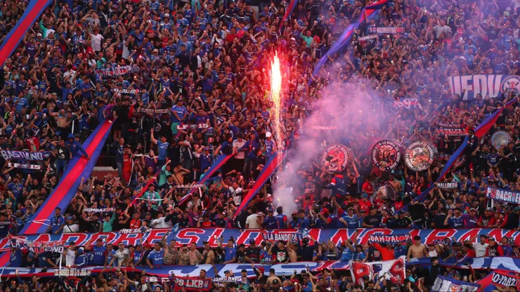 Los hinchas de la U quieren despedir al equipo a lo grande.