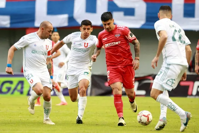 Los jugadores piden torneos más largos en el fútbol chileno