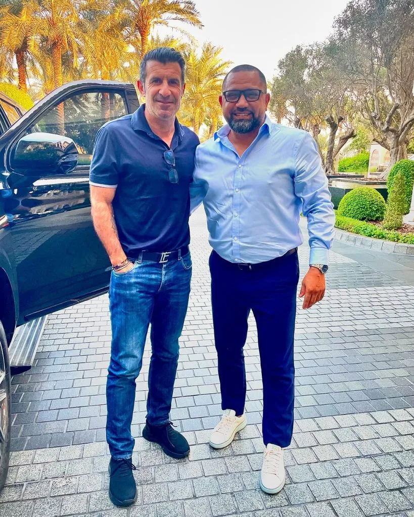 Carucha Fernández junto a Luis Figo en Emiratos Árabes