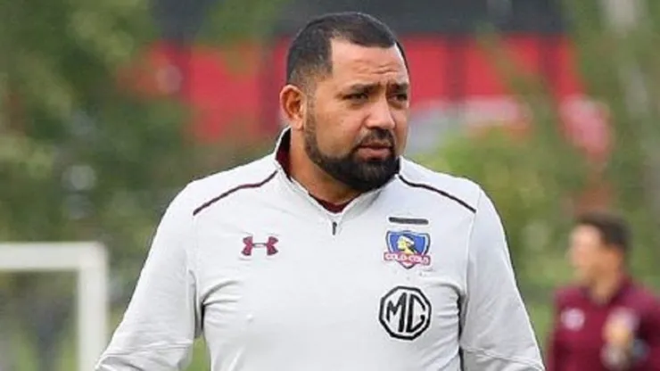 Carucha Fernández está en Medio Oriente en un congreso de fútbol