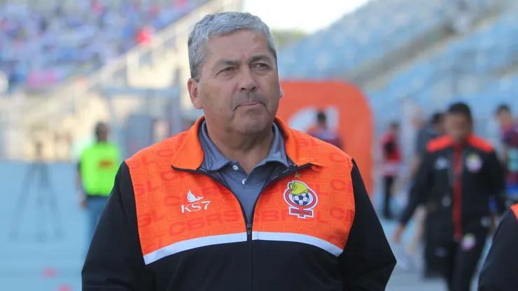 Gustavo Huerta se puede despedir de El Salvador.