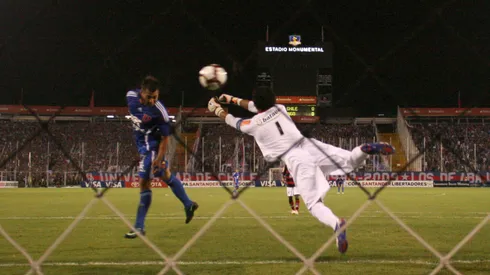 Eduardo Vargas tiene como opción volver a la U.