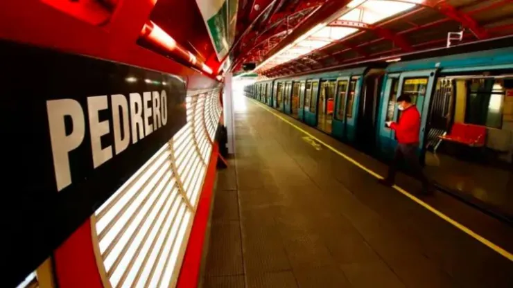 Estación de Metro Pedrero, Línea 5.