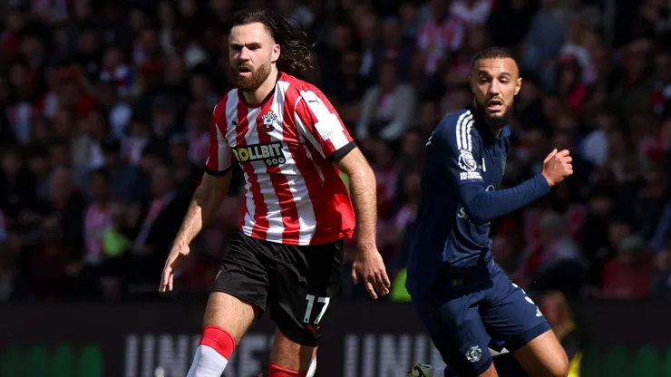 Ben Brereton sufre en Inglaterra.