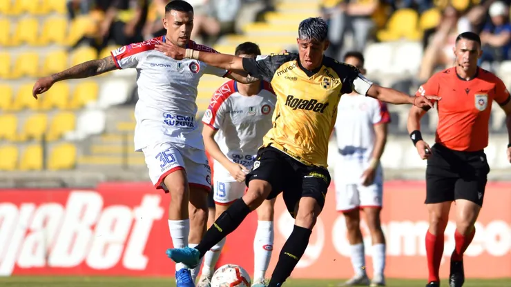 Coquimbo Unido y La Calera no se hicieron daño (Photosport)