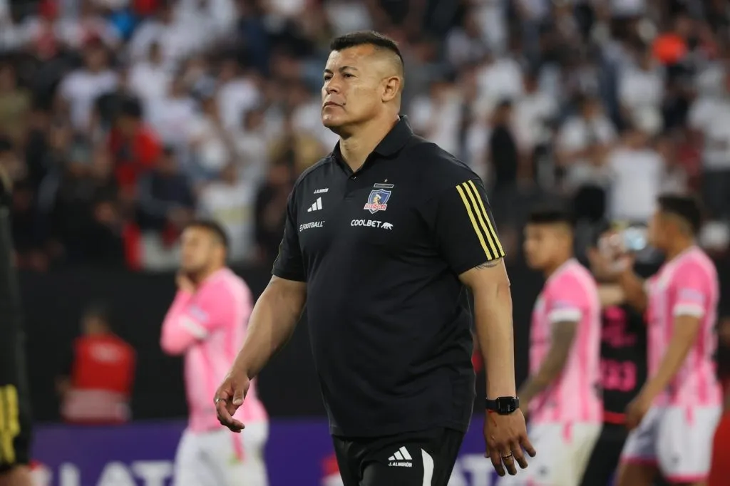 Almirón piensa en doblar minutos sub 21 en el primer tiempo contra Iquique.