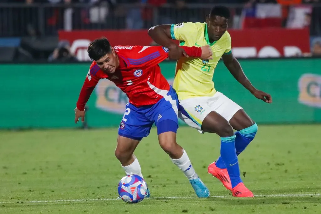 Marcelo Morales jugó ante Brasil y Colombia en la última fecha de Eliminatorias Foto: Jonnathan Oyarzun/Photosport