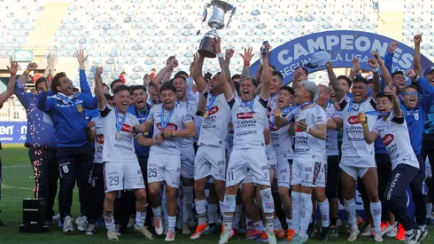 Deportes Melipilla consiguió el ascenso a Primera B.