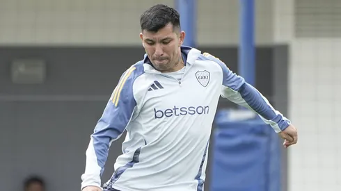 Medel buscará su salida de la UC